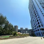 Ape Beira Da Praia. Moderno!
